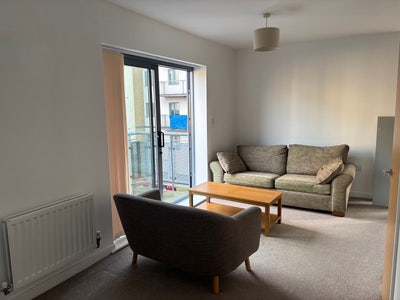 1 Bed Apartment Close to University and Hythe Rail Main Photo