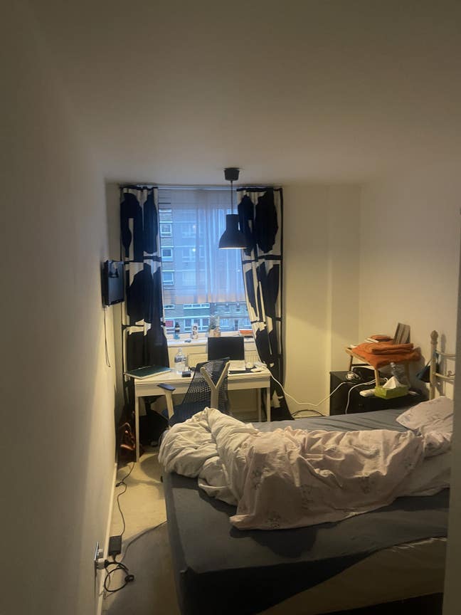 Modern flat in wc1 Main Photo