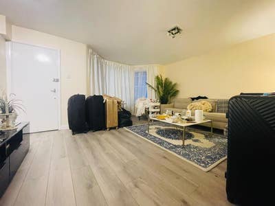 Huge Private Garden Duplex – Furnished Main Photo