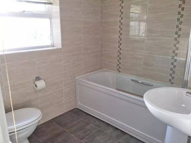 1 Student Housemate Needed Desperately  Main Photo