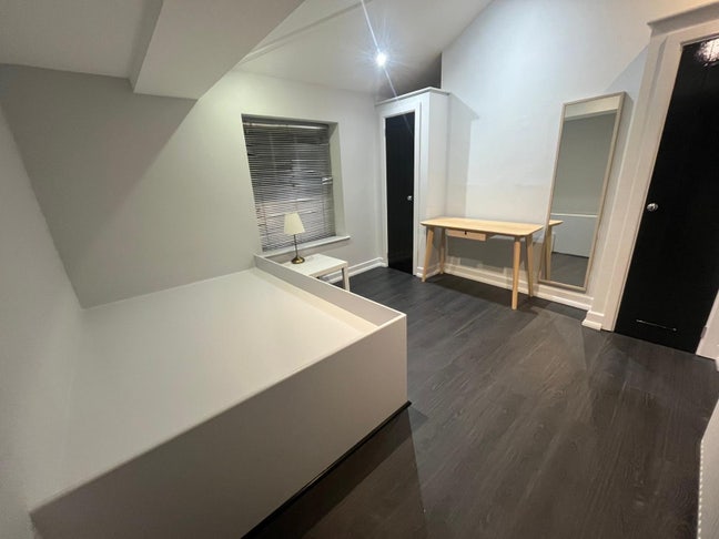 Modern Double En-Suite Room in Reading Main Photo