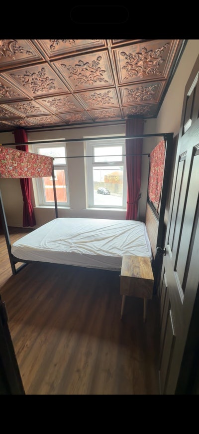 1 Spencer street  Main Photo