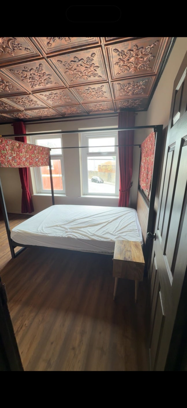 1 Spencer street  Main Photo