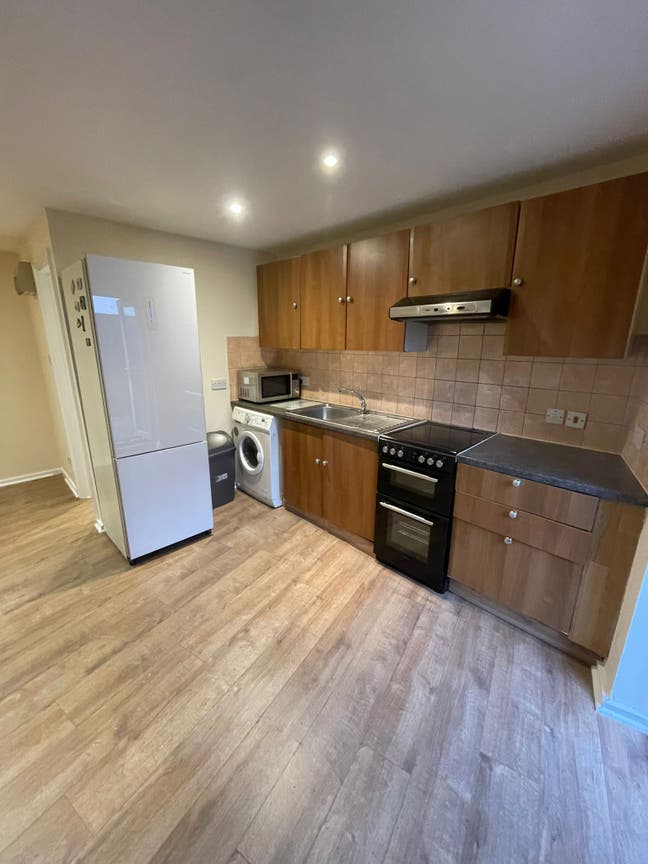 *****Studio flat in harrow***** Main Photo