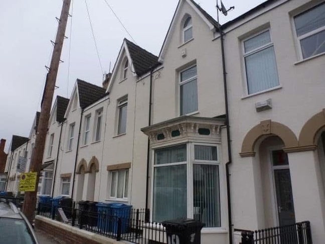 Room to Rent HU3! Ready Immediately  Main Photo