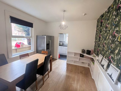 Central Didsbury Social Paradise Main Photo