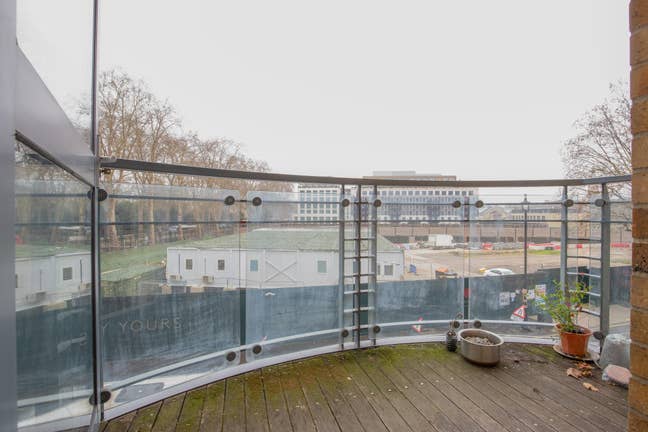 Lovely flat near Sloane Square Main Photo