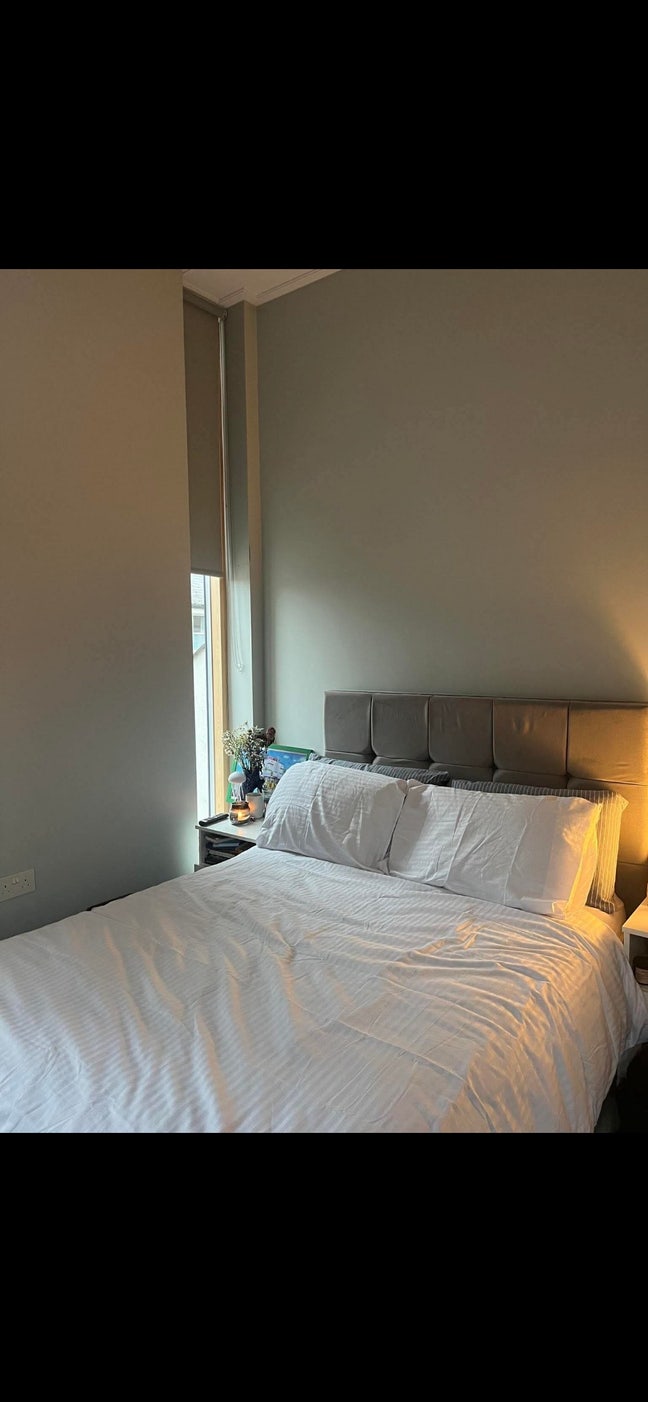 Spacious Furnished Double Room with En Suite Main Photo