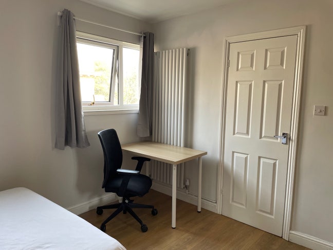 Double Room + En-suite + All Bills + Fab Location Main Photo