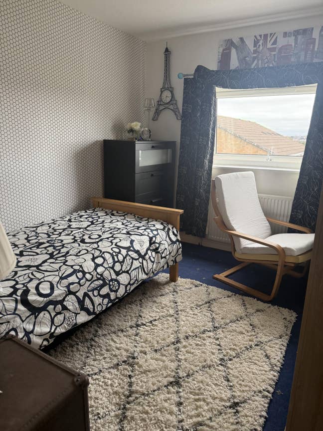 Well, I am Kevin. I am the landlord for this Room  Main Photo