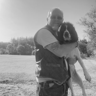 A simple soul looking for a simple life  Main Photo