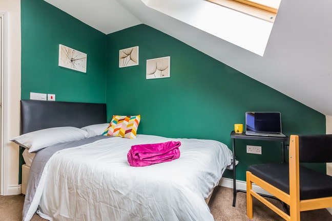 NEW! High Quality Ensuite Rooms in a Shared House Main Photo