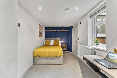 Stunning Property in Monument Street - PE1 ⭐️ Main Photo