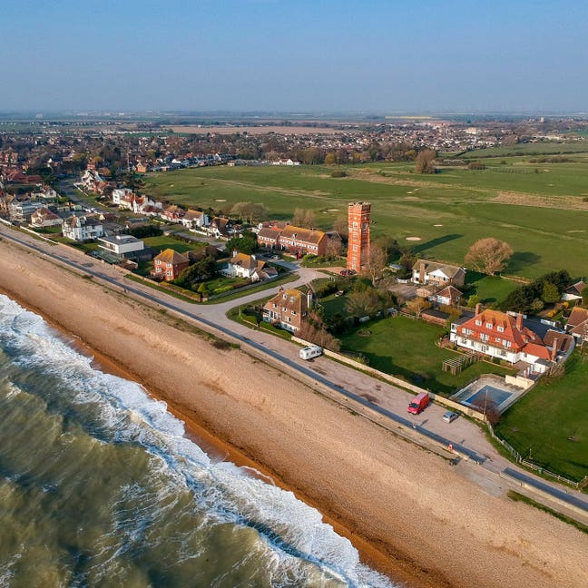 Bedroom with Own Living Room &  Shower Room / WC Main Photo