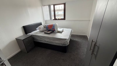 3 Rooms Available - Benefits Accepted - B9 Main Photo