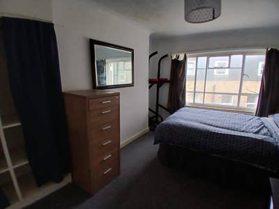 Large Double Room by Suoer Dry / Square  Main Photo