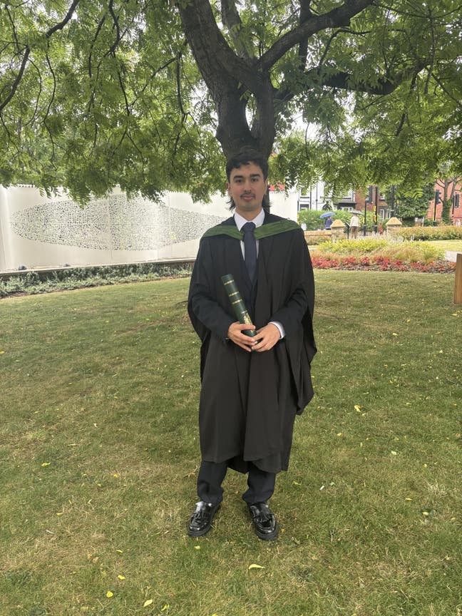 Looking for flat/buddy up in Manchester City Main Photo