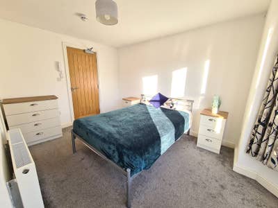 Room 2, 223 Chesterton Road, Cambridge Main Photo