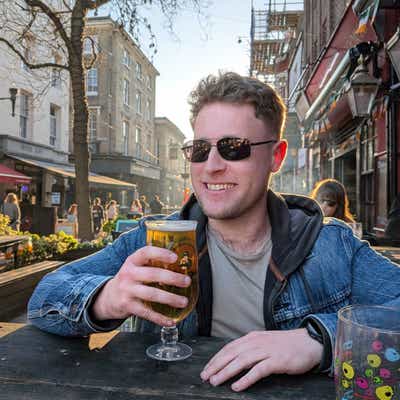 29yo Web Developer seeking room in Brighton Main Photo