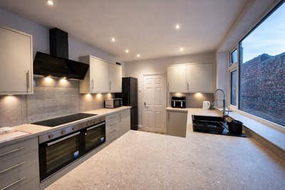 Haxby Rd | 8 Double Rooms | Student House Main Photo