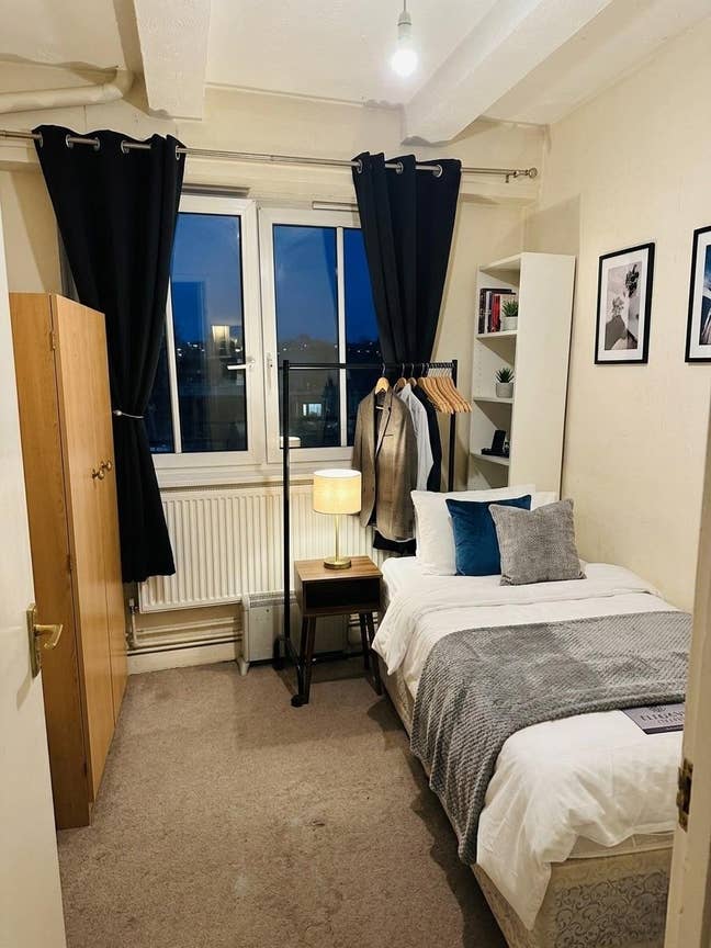 Limited OFFER 1 Room  - Bermondsey - Living room Main Photo