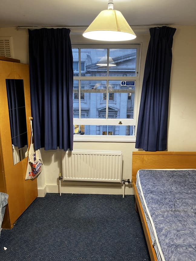 Urgent room takeover Main Photo