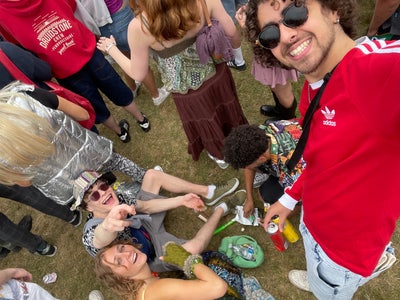 BUDDY UP - MAY/JUNE MOVE! Main Photo