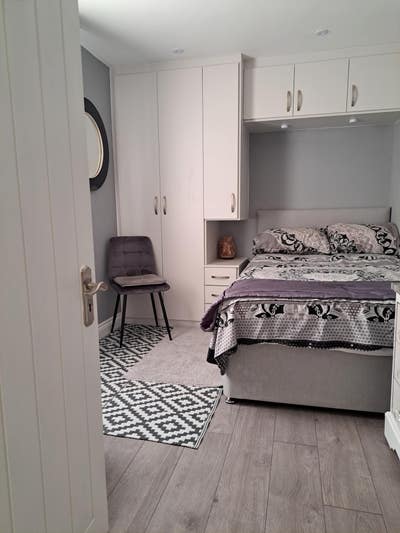 Double bedroom furnished with own bathroom  Main Photo