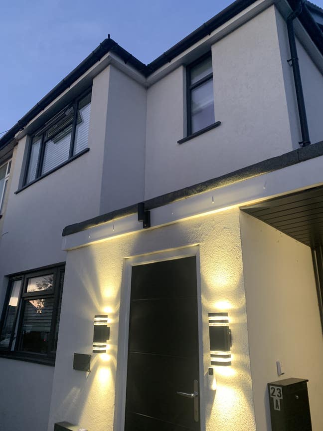 Large Double bedroom (NEW) Hanworth Park Main Photo