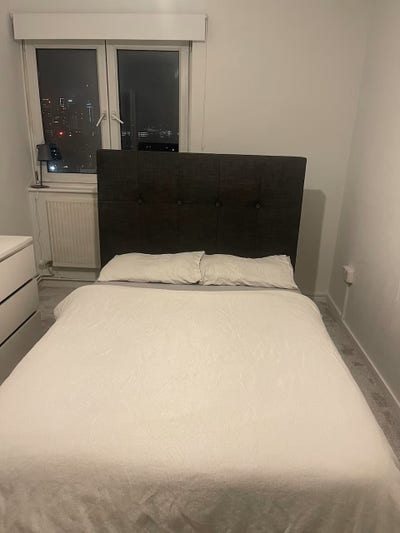 Large Double Room Near Elephant Suitable Shortlet Main Photo