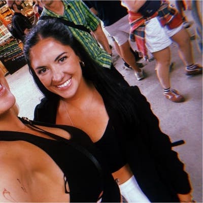 I am a professional female aged 31 from Wales... Main Photo