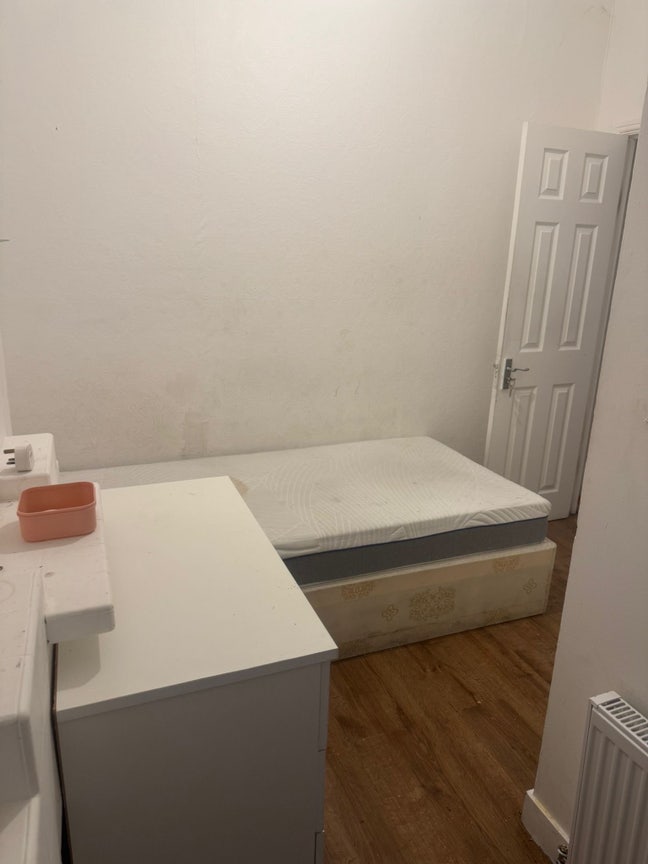 ✨ 🛏️ Single Room to Let in - Streatham Main Photo