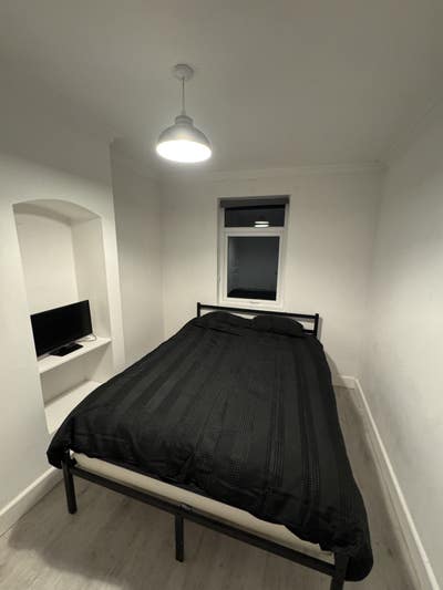 Large double room Main Photo