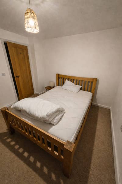 Room to rent Leeds City Centre- Short term Main Photo