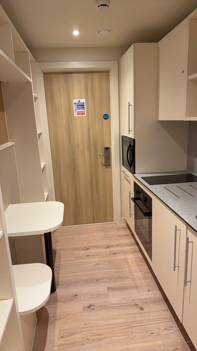 IQ Cullen House Main Photo