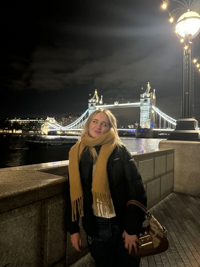 1 Bed needed for summer internship  Main Photo