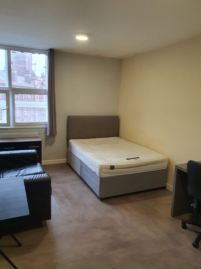 1 bed flat Manchester Piccadilly M1   Main Photo