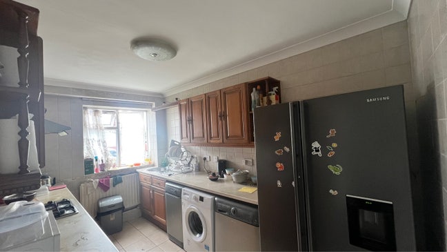 Double room To Let  Main Photo