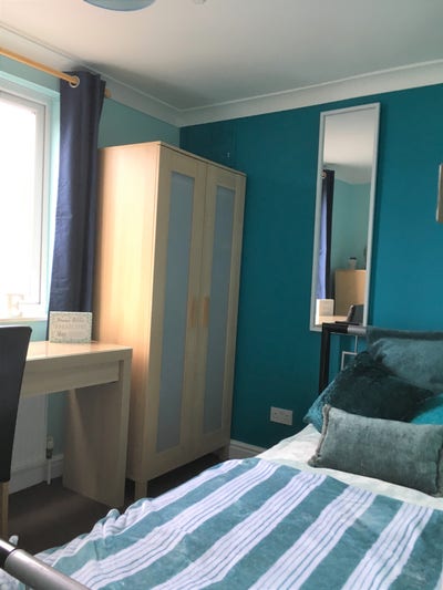 Rocket room - Fast Let- Prime Town Centre Location Main Photo