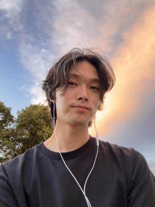 Looking for for friends to buddy up with! Main Photo