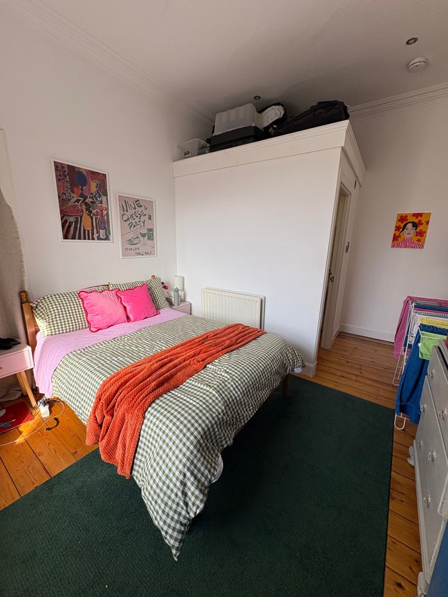 Ensuite room available!! Main Photo