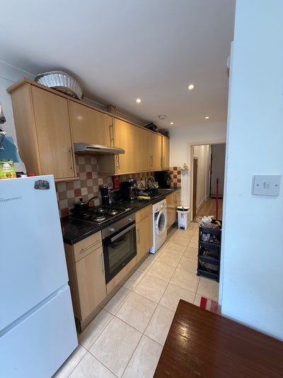 Spacious 2-Bedroom Garden Flat – Harringay Ladder  Main Photo