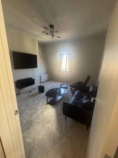 Double Room to rent  Main Photo