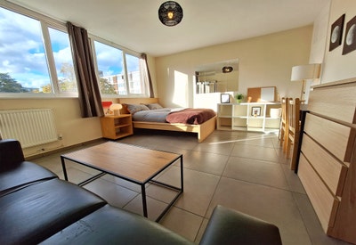 Huge Bright Room in modern flat in Hoxton Main Photo