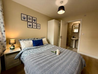 💫 2 Premium En-Suite Rooms | Available Now! Main Photo