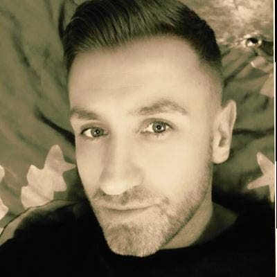 Looking for Bedsit or shared flat Main Photo