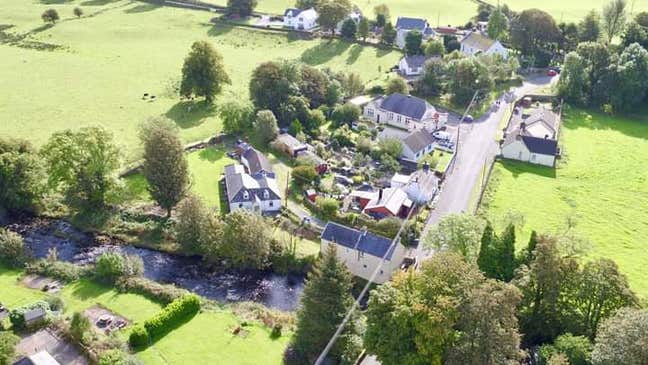 A small village retreat. for pece and quiet. Main Photo