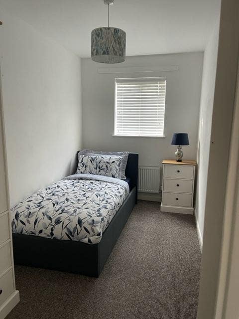 Double Room to let Main Photo