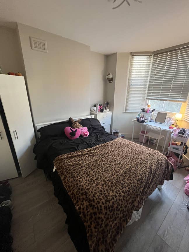 Double room available in Homerton, hackney 🏡✨ Main Photo