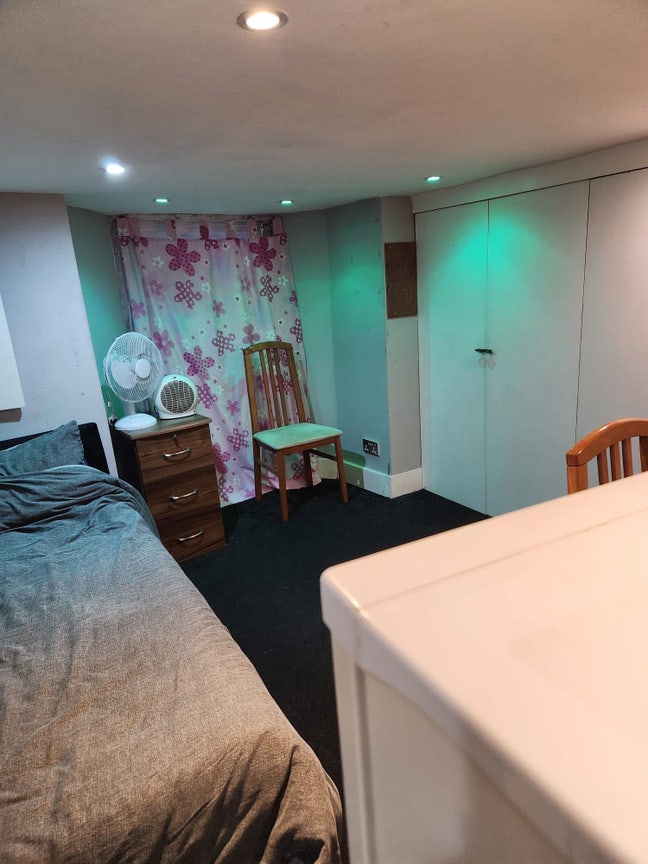 1 bedroom to rent  Main Photo